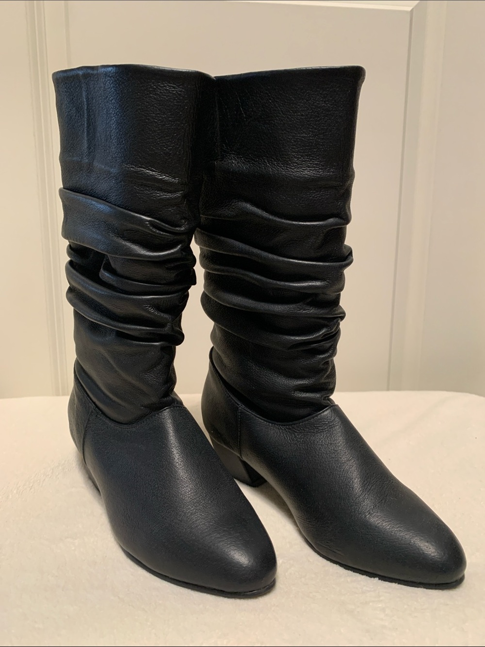 Women’s Black Slouch Mid-Calf Heeled Boots